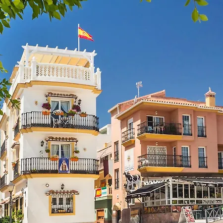 Playamar, Torremolinos, Beautiful By The Sea טורמולינוס